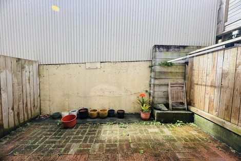 Photo of property in Pirie Street Townhouses, 36/35 Pirie Street, Mount Victoria, Wellington, 6011