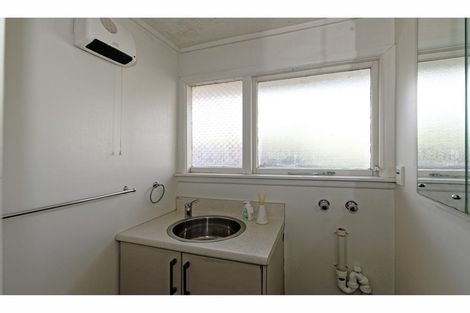 Photo of property in 73 Fairfield Avenue, Addington, Christchurch, 8024