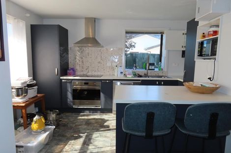 Photo of property in 2/6 Florance Place, Parklands, Christchurch, 8083