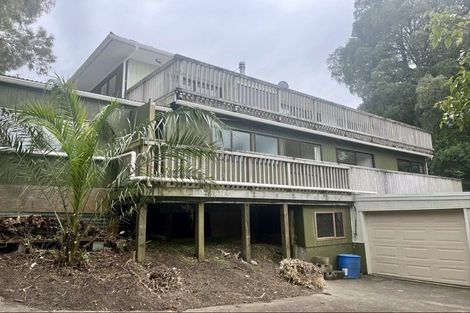 Photo of property in 18 Wade River Road, Stanmore Bay, Whangaparaoa, 0932