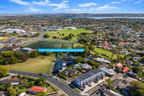 Photo of property in 8/10 Hutchinsons Road, Bucklands Beach, Auckland, 2014