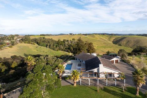 Photo of property in 298 Mahurangi West Road, Puhoi, Warkworth, 0983