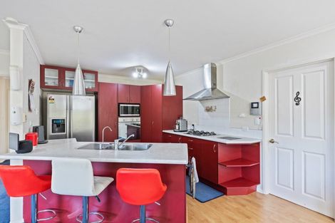 Photo of property in 8 Cyrus Street, Whalers Gate, New Plymouth, 4310