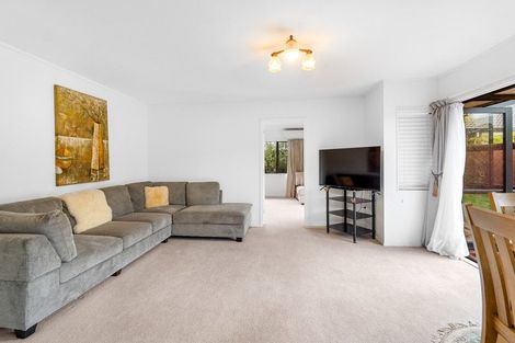 Photo of property in 26 Settlers Grove, Orewa, 0931