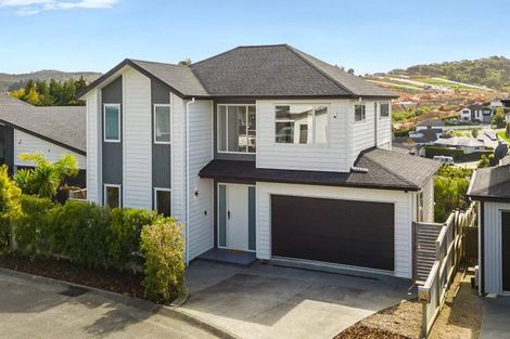 Photo of property in 28 Bine Crescent, Orewa, 0931