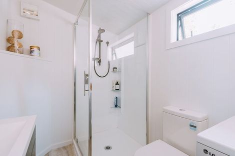 Photo of property in 265 Fernhill Road, Sunshine Bay, Queenstown, 9300