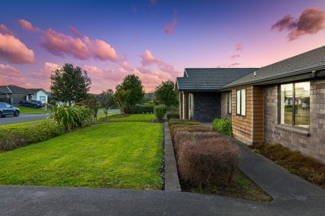 Photo of property in 2 Jessie Rise, Riverhead, 0820