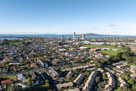 Photo of property in 14/15 Puriri Street, Takapuna, Auckland, 0622