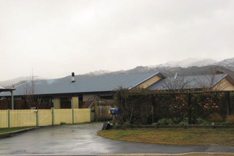 Photo of property in 9 Hotop Place, Cromwell, 9310