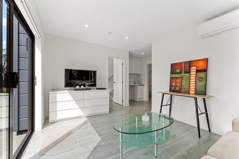 Photo of property in 35 Bella Vista Drive, Gulf Harbour, Whangaparaoa, 0930