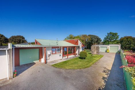 Photo of property in 12b Oxford Street, Marton, 4710