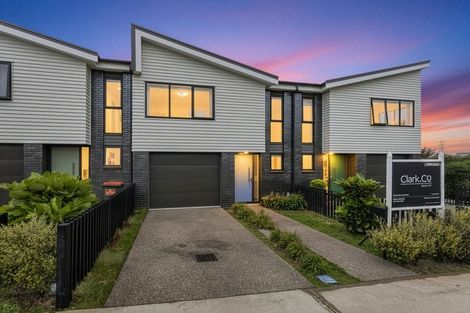 Photo of property in 28 Holystone Road, Whitby, Porirua, 5024