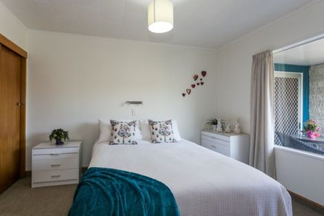 Photo of property in 3 D'arcy Place, Taradale, Napier, 4112