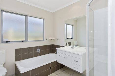 Photo of property in 35b Macville Road, Mount Maunganui, 3116
