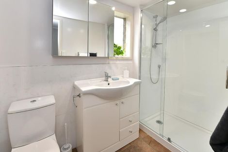 Photo of property in 10 Castleton Street, Birkdale, Auckland, 0626