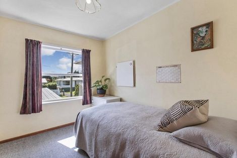Photo of property in 34 Levesque Street, Birkdale, Auckland, 0626