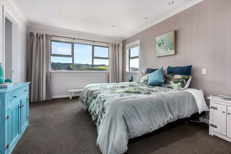 Photo of property in 36 John Burke Drive, Aotea, Porirua, 5024