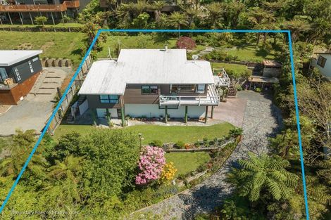 Photo of property in 132 Isabel Street, Whangamata, 3620