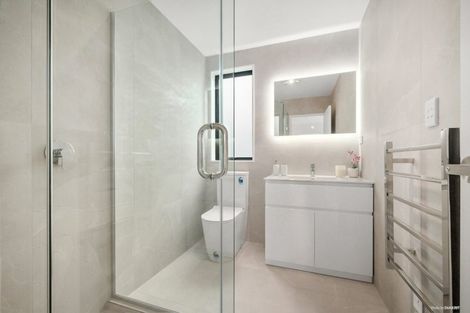 Photo of property in 14c Benders Avenue, Hillcrest, Auckland, 0627