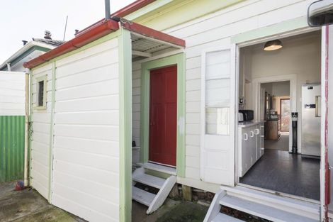 Photo of property in 402 Aberdeen Road, Gisborne, 4010