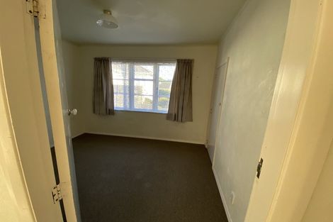 Photo of property in 158f1 Newlands Road, Newlands, Wellington, 6037