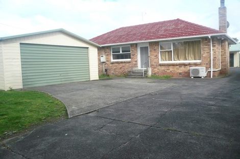 Photo of property in 113 Henderson Valley Road, Henderson, Auckland, 0612