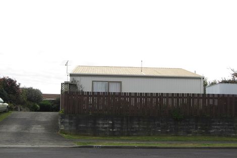 Photo of property in 11a Brierley Place, Marfell, New Plymouth, 4310