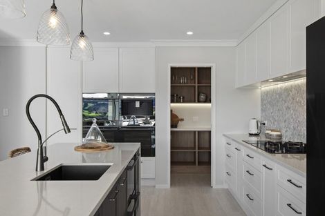 Photo of property in 25 Colombo Road, Waiuku, 2123