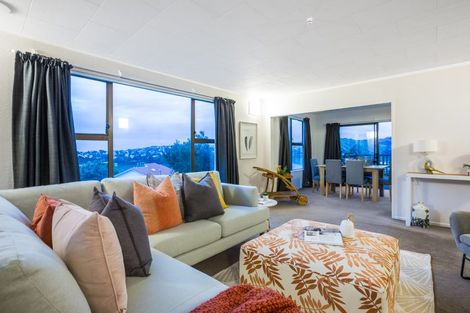 Photo of property in 25 Leeward Drive, Whitby, Porirua, 5024