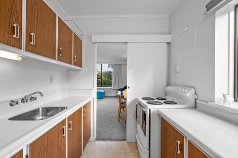 Photo of property in Hobson Court Flats, 19/70u Hobson Street, Thorndon, Wellington, 6011
