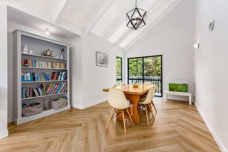 Photo of property in 274 Valley Road, Paraparaumu, 5032