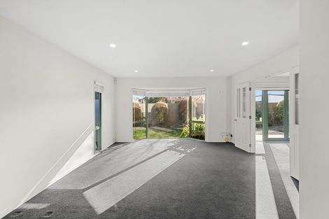 Photo of property in 6a Braco Place, Burnside, Christchurch, 8041