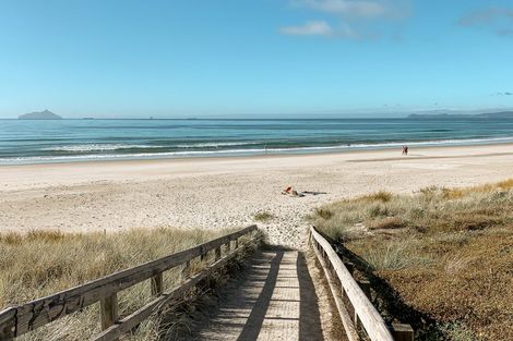 Photo of property in 27 Bream Bay Drive, Ruakaka, 0116