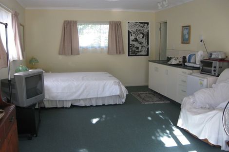 Photo of property in 17r Beech Court, Welcome Bay, Tauranga, 3175