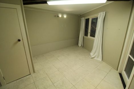 Photo of property in 539 South Titirangi Road, Titirangi, Auckland, 0604