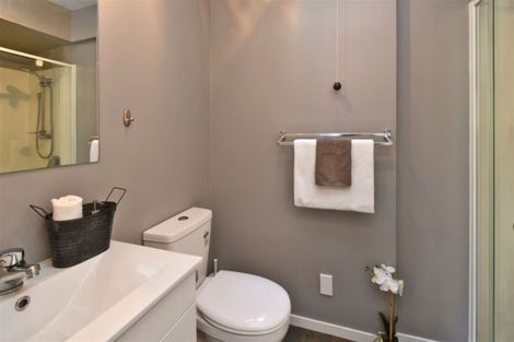 Photo of property in 36 Riverlaw Terrace, Saint Martins, Christchurch, 8022