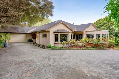 Photo of property in 26 Shelter Grove, Frankleigh Park, New Plymouth, 4310