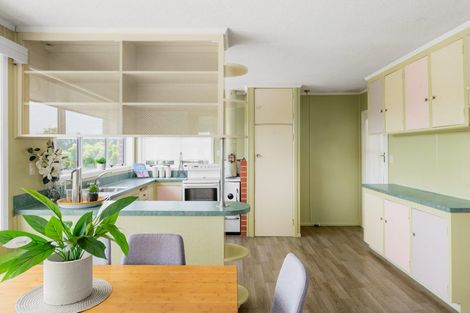 Photo of property in 56 Acacia Crescent, Glenview, Hamilton, 3206