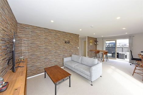 Photo of property in 18 Kahukura Road, Broomfield, Christchurch, 8042