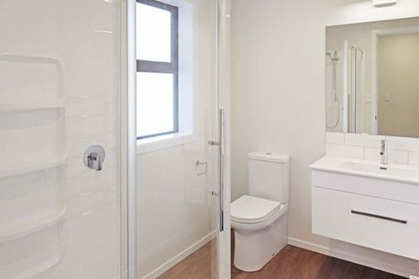 Photo of property in 1/1105 Fergusson Drive, Clouston Park, Upper Hutt, 5018