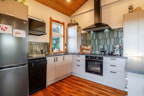 Photo of property in 21 Norton Street, Foxton Beach, Foxton, 4815