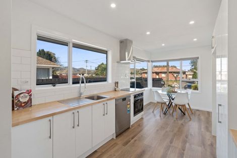 Photo of property in 6 Ariel Place, Aranui, Christchurch, 8061