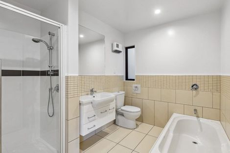 Photo of property in 34 Renown Road, Raumati South, Paraparaumu, 5032