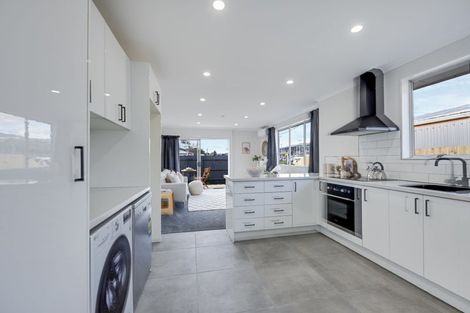 Photo of property in 56f2- Ward Street, Trentham, Upper Hutt, 5018