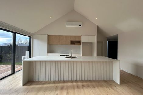 Photo of property in 3 Raspberry Close, Wanaka, 9382