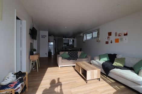 Photo of property in 5b Paeroa Street, Riccarton, Christchurch, 8041