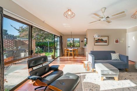 Photo of property in 7 Rodney Grove, Paraparaumu, 5032