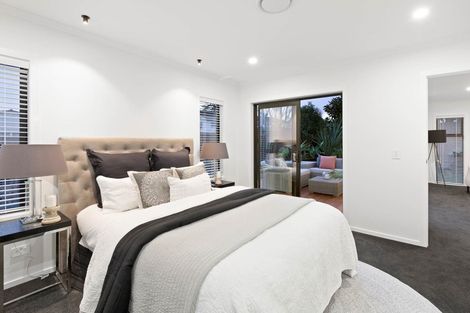 Photo of property in 7a Gambare Place, Wattle Downs, Auckland, 2103