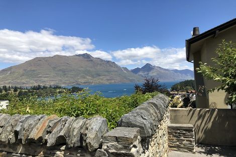 Photo of property in The Woods, 12u 9 Dublin Street, Queenstown, 9300