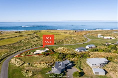 Photo of property in 6 Beach Road, Flat Point, Masterton, 5883